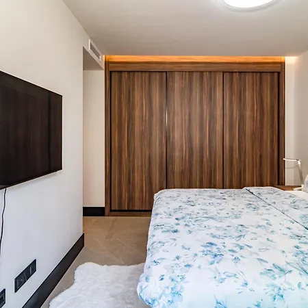Apartment Ml2b1- Stunning In